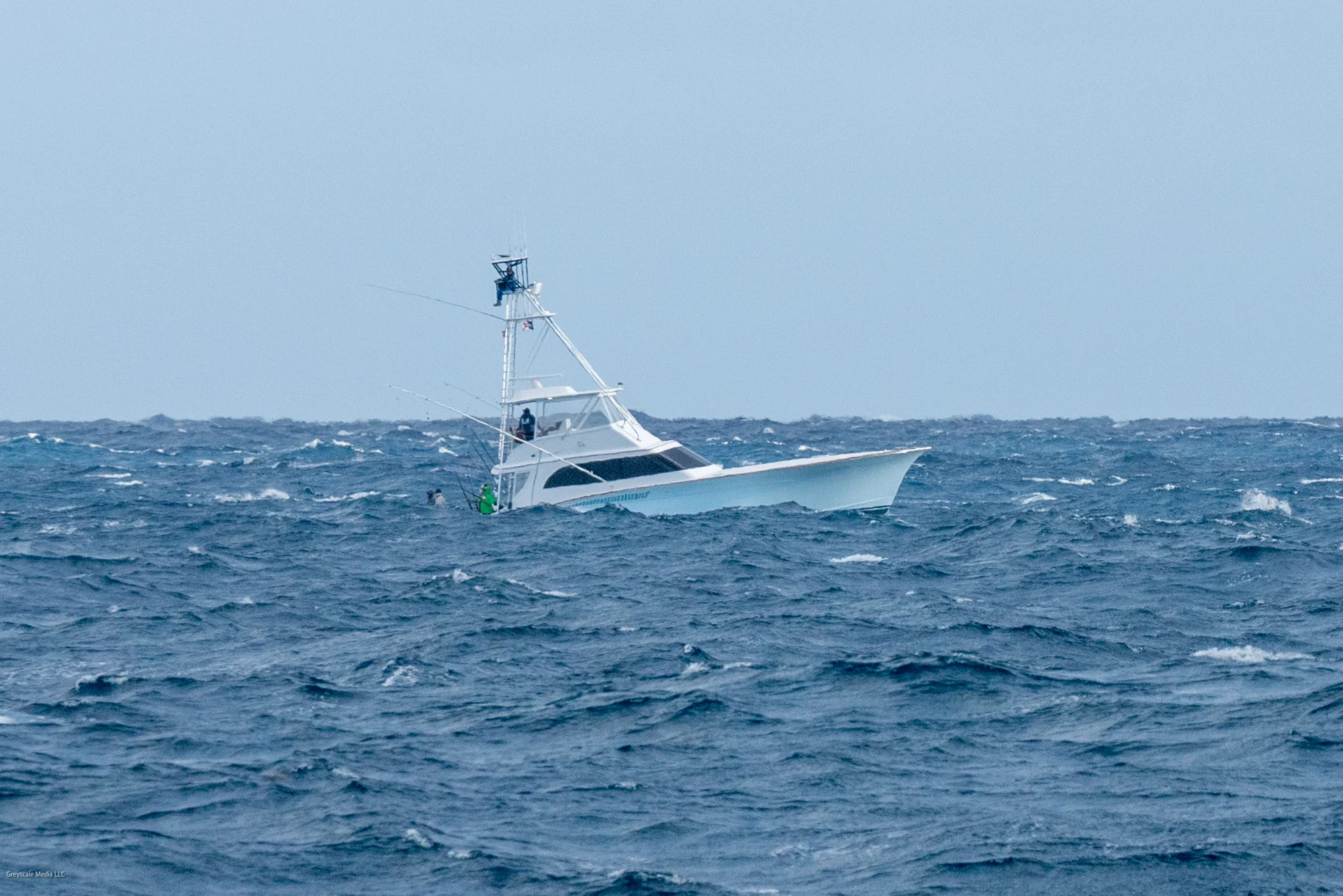 Sportfishing boat running offshore